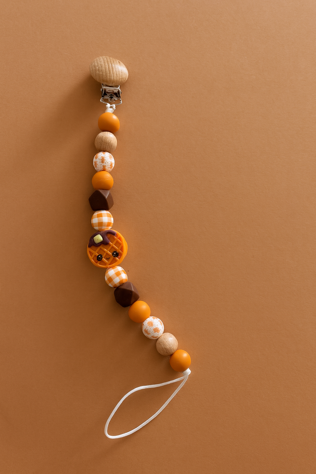 Attache-tétine fait main nourriture